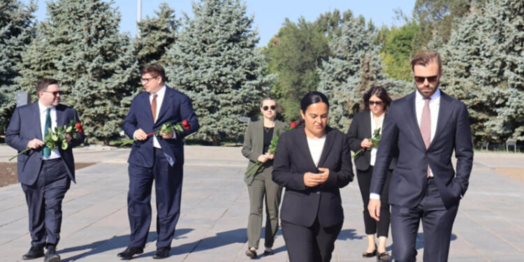 ԱՄՆ պետքարտուղարության Եվրոպայի և Եվրասիայի բյուրոյի ղեկավարի գլխավորած պատվիրակությունն այցելել է Հայոց ցեղասպանության հուշահամալիր