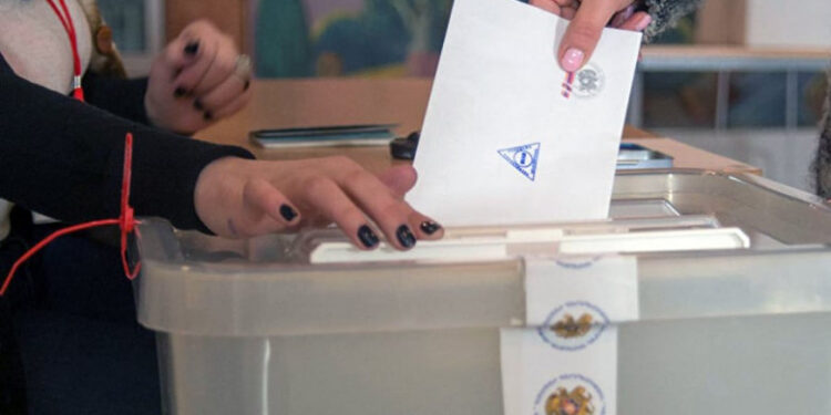 Ո՞ւմ միջև է ընթանալու պայքարը Հայաստանում. «Փաստ»