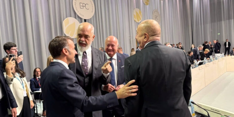 Ալբանիայի վարչապետը կատակել է Մակրոնի հետ. «Դուք չեք շնորհավորել Իլհամ Ալիևին և ինձ, Թրամփը վերջ դրեց մեր միջև hակամարտnւթյանը»