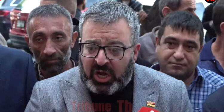 Ոմն մեկը զանգերին չի պատասխանում, Փաշինյանն էլ ասում ա՝ լավ հարաբերություն ունեմ ՌԴ-ի հետ. տեսանյութ