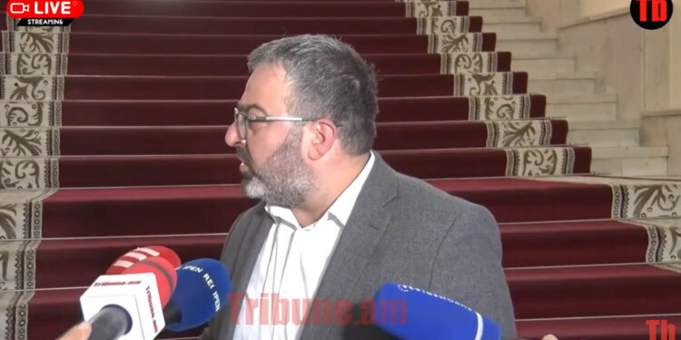 Թույլ չե՛մ տա նման բառապաշարով հանդես գալ, ՀԷՑ-ի պետի մականունն ասե՞մ. վեճ՝ Civic-ի լրագրողի հետ. տեսանյութ