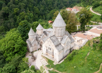 Ինչո՞ւ են իշխանությունները Հաղարծին վանական համալիր տանող ճանապարհը դուրս թողել «ասֆալտային փիառ» օպերացիայից. «Փաստ»