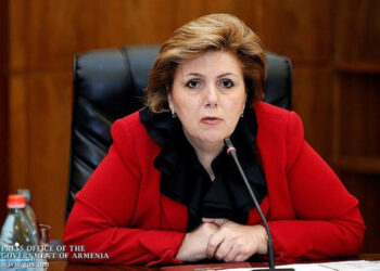 Մշակույթի նախկին նախարար Հասմիկ Պողոսյանից hօգուտ ՀՀ-ի կբռնագանձվի շուրջ 25 միլիոն դրամ