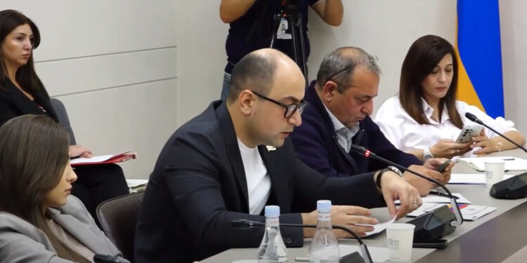 «Վերջին շրջանում նմանօրինակ կոնսոլիդացիայի դեպք չեմ հիշում. վարչապետին անվստահություն հայտնելու գործընթացն ընթանում է իր հունով». Մամիջանյան