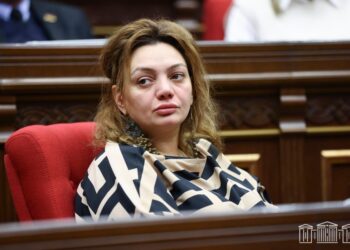 «Չեմ պատրաստվում էսքան ասել-խոսելուց հետո` պաշտոնս զիջել Լուսոյին կամ Զառային, չհավատաք». «Իրավունք»