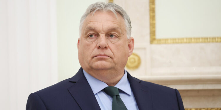 «Հունգարիայի ժողովուրդը չի ցանկանում մաhանալ Կիևի շահերի համար, երկիրը չի ցանկանում կիսել Ուկրաինայի ճակատագիրը». Օրբան