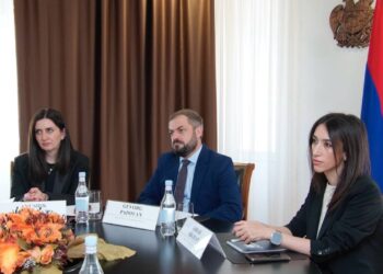 Պապոյանը Starbucks-ի՝ հայաստանյան շուկա մուտք գործելու հնարավորությունները քննարկելու նպատակով ընդունել է ընկերության ներկայացուցիչներին