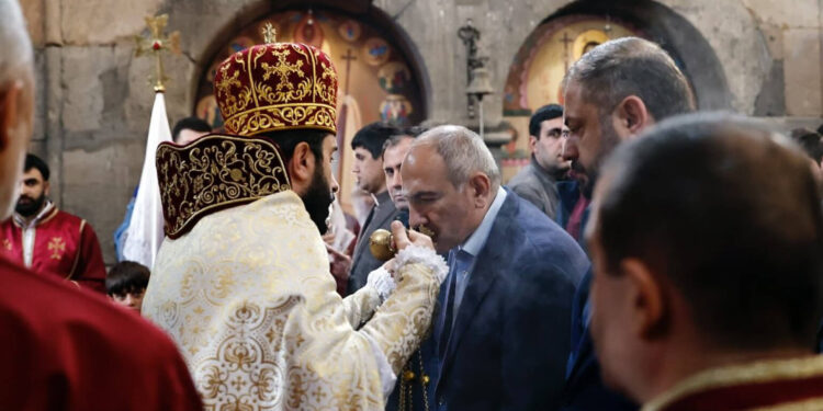 «Տեր Արամ Ասատրյանը կարող է պատարագ մատուցել Հովհաննավանքում․ կարգալույծը չի կարող կարգալույծ անել»․ Փաշինյան