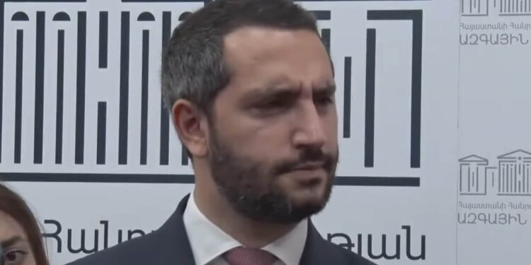 Ո՞նց է ստացվում, որ գաղտնալսում եք ու Չախոյանի հետ կապվող կայքով ուտեչկա անում. Ռուբինյանի արձագանքը. տեսանյութ