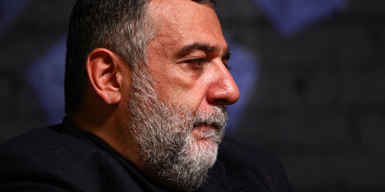 Ռուբեն Վարդանյանը դուրս է եկել ռուսական «Ատոմ» էլեկտրական մեքենայի նախագծից. «Կոմերսանտ»