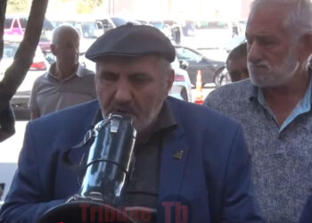 Եթե նույնիսկ գիտեք` չենք վերադառնալու Արցախ, ապա մի´ խոսեք, մենք կարոտախտով ենք մահանալու. տեսանյութ