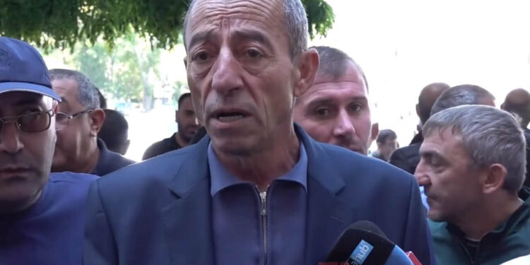 Մեր տղաներին տարել պահել են, 2 օր հաց չեն տվել. ցուցարար. տեսանյութ