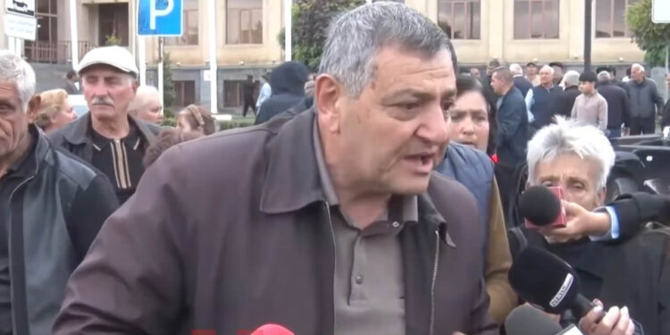 Կռուտոյ տղա էին խաղում. Գյումրին նման բախում չէր տեսել, սա հնդկական կինո էր. տեսանյութ