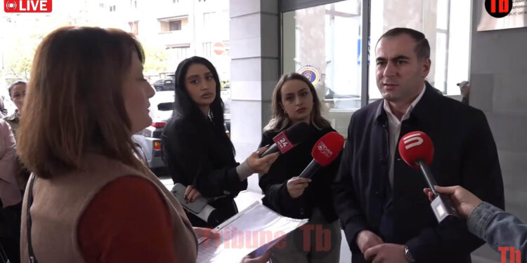 Դպրոցն ապաքաղաքական կառույց է․ ԿԳՄՍՆ-ից խոստացան զբաղվել ուսուցիչների բարձրաձայնած խնդրով. տեսանյութ