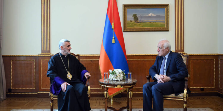 Վահագն Խաչատուրյանն ընդունել է Անթիլիասից ժամանած Շահան արքեպիսկոպոս Սարգիսյանին