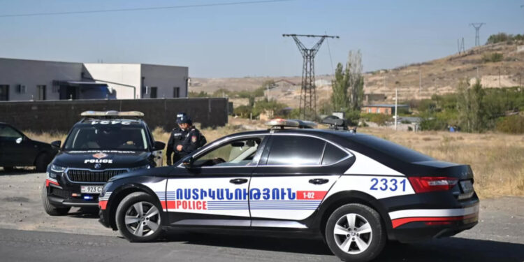 Ոստիկանությունը խուզարկություններ է իրականացրել Մերձավանի 30-ից ավելի հասցեներում