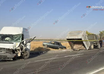 Աշտարակ-Եղվարդ ճանապարհին բախվել են «Ford Transit»-ը, «VAZ 2107»-ն ու բեռնատարը. կան տուժածներ