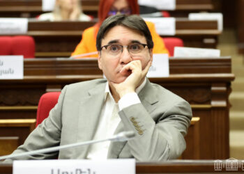 «Հայաստանը պետք է կամուրջ դառնա տարբեր ուժային կենտրոնների՝ Ռուսաստանի, Իրանի, Հնդկաստանի, Արևմուտքի միջև, և օգտագործի իր աշխարհագրությունը որպես ռազմավարական առավելության գործոն». Արմեն Գևորգյան