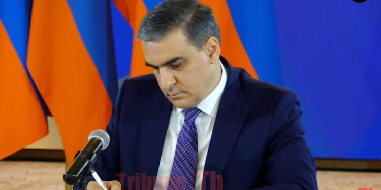 Խաղաղության պայմանագիրը կստորագրեմ, բայց թող առաջինը Ալիևը ստորագրի. Թաթոյան