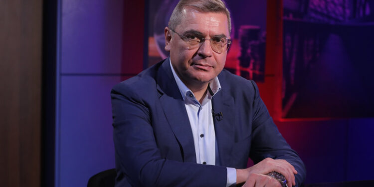 «Իրականությունն այլ է, քան կառավարության ներկայացրած «հաղթական» պատմությունը. տնտեսությունը կառուցվածքային վտանգավոր վիճակում է». Դավիթ Անանյան