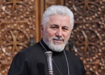 «Բոլոր ժամանակներում Քրիստոսի հետևորդներին հալածել են արծաթասեր ու դավաճան իշխանավորները, նրանց նպատակն է լոկ վարկաբեկել, իսկ ես նախընտրում եմ գործ անել, գործն է իմ պատասխանը». Եզրաս Սրբազան