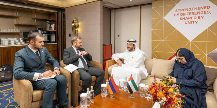 Պապոյանն ու ԱՄԷ-ի էկոնոմիկայի և զբոսաշրջության նախարարը քննարկել են տնտեսական և զբոսաշրջային համագործակցության ընդլայնման ուղիները