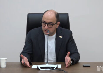 «Փաշինյանը չպետք է որոշի` ով տեղ ունի ԱԺ-ում, ով չունի, ամեն 3-րդը նրան դավաճան է համարում ՀՀ-ում». Մամիջանյան