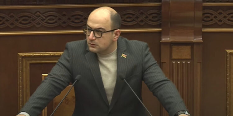 «Նիկոլ Փաշինյանը մի անգամ իր կաշին, մյուս անգամ իր կաշվե աթոռը փրկելու համար մատաղ է արել մեր զինվորների կյանքերը». Հայկ Մամիջանյան