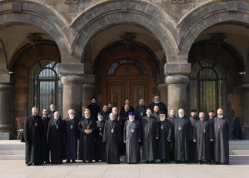 Գարեգին Բ-ն հանդիպում է ունեցել Կոտայքի թեմի հոգևոր սպասավորների հետ