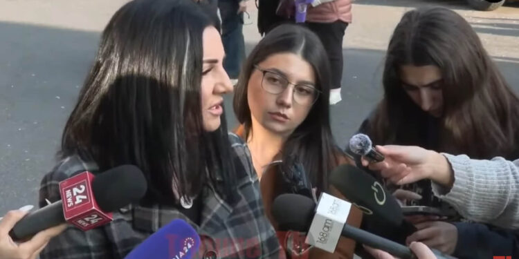 Փաշինյանին տեսնելիս` հիշում եմ իմ մանկությունը, երբ ճանապարհին դույլով մանդարին ու նարինջ էին վաճառում. տեսանյութ