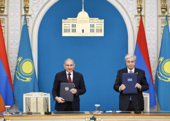 Հայաստանն ու Ղազախստանը պայմանավորվել են հաստատել ռազմավարական գործընկերություն․ Փաշինյանը և Տոկաևը համատեղ հայտարարություն են ստորագրել