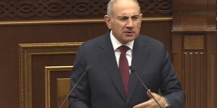 «Բոթասներդ հիշի, արա՛». Փաշինյանը՝ բանավեճից հրաժարվող նախկին նախագահների մասին