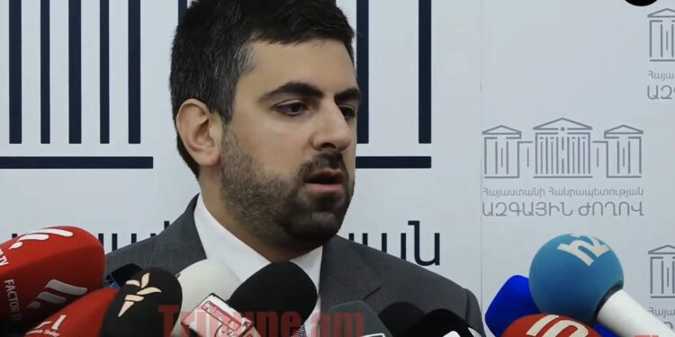 Ես ցորենի մասնագետ չեմ. Խանդանյանը՝ Ղազախստանից անասնակեր բերելու մասին. տեսանյութ