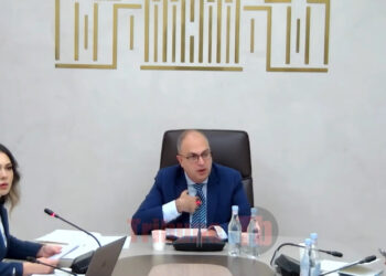 Մյուս անգամ անանուն նկատողություն չանե՛ք. Գալյանի դեմքը, երբ լրագրողին դուրս հանեցին. տեսանյութ