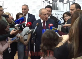 Ո՞վ ա որոշում՝ պատարագին ծափ տա՞ն, թե՞ չէ. Փաշինյան. տեսանյութ