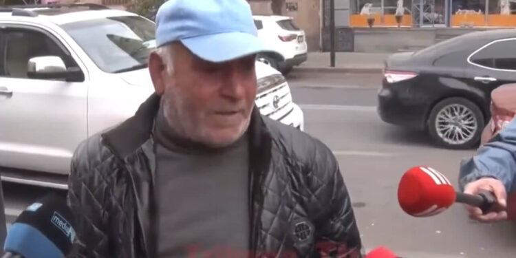 Ինքը իրա հոր պատիվը գցել ա, չեմ հարգում Մեխակյանին, Սևակին եմ հարգում, սաղին ասել եմ իրեն ընտրեն. տեսանյութ