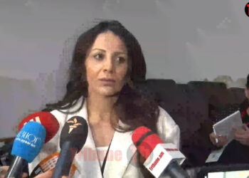 ՔՊ-ի վստահված անձին բռնել են՝ ընտրողների նշումների թերթիկով, ստիպված պատռել է ու հեռացել. տեսանյութ