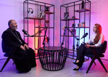 Եթե Փաշինյանին ձեռ են գցել, սեռական բռնության են ենթարկել, թող դրանց անունները տա. տեր Վրթանես