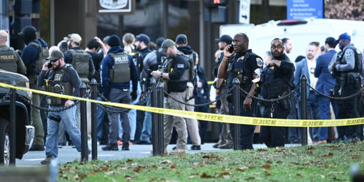 Սպիտակ տան մոտ կրակnցներ են հնչել. վիրավnրվել է երկու զինծառայող