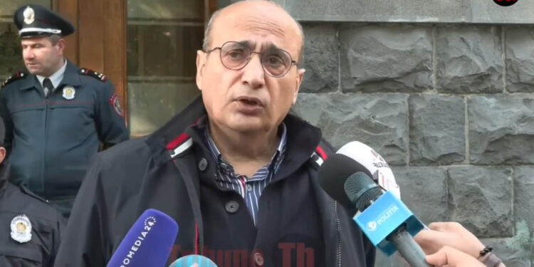 Չի բացառվում, որ Էջմիածնում ընդդիմադիր թեկնածուի անցնելուց հետո նրան ևս ձերբակալեն. տեսանյութ