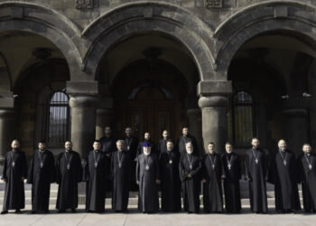 Վեհափառը հոգևոր հովիվներին պատգամել է ամեն ջանք ի գործ դնել հասարակության մեջ ազգային-հոգևոր արժեքների առավել զորացման համար