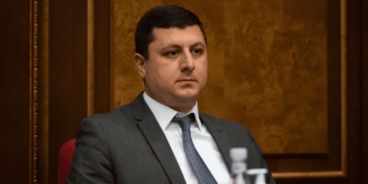 Կաթողիկոսի խոսքը միավորող էր՝ իշխանության ատելության խոսույթի ֆոնին. Տիգրան Աբրահամյան