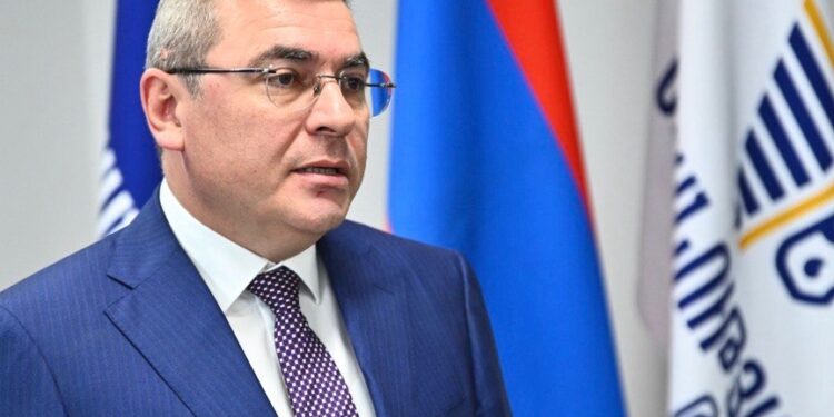 Դավիթ Անանյանը կոչ է անում քաղաքական վերլուծությունը վեր հանել անձնական հարվածներից