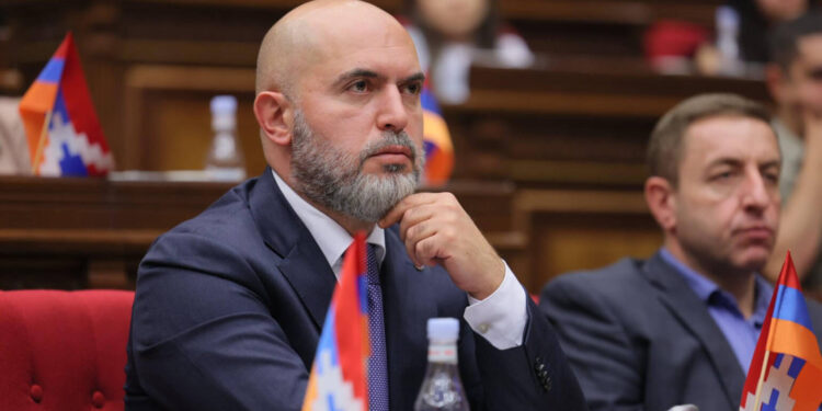 «Մեր շահերի հաշվին, Նիկոլ, հերթական նվերը մատուցեցիր Ալիևին». Աշոտյանը՝ ԵԱՀԿ Մինսկի խմբի լուծարման մասին