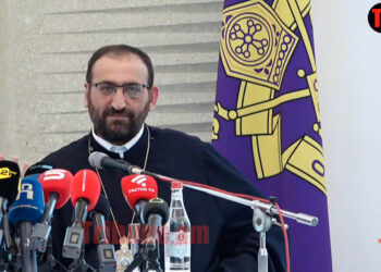 Կաթողիկոսը հեռանալու ցանկություն ունի՞, թե՞ ոչ․ լրագրողը՝ Արշակ սրբազանին. տեսանյութ