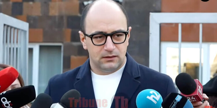 Դատավորը չի զարմացնի`կկալանավորի սրբազանին,ուզել են գրպանը թմրանյութ գցեն,հիշել են՝սքեմը գրպան չունի. տեսանյութ