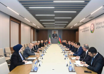 Իրանի և Ադրբեջանի արտգործնախարարները քննարկել են Ադրբեջանի և Հայաստանի միջև հարաբերությունների կարգավորման գործընթացը