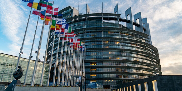 Եվրոպական խորհրդարանը կոչ է անում Ադրբեջանին ազատ արձակել բոլոր քաղբանտարկյալներին