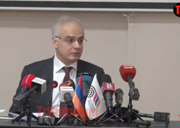 Լևոն Տեր-Պետրոսյանն ասաց`քո հետ բանավիճելու բան չկա, դու փաստաթղթերը հրապարակի. տեսանյութ