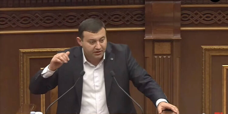 Գավառում, եթե թերթ չգնես, չես իմանա՝ աճուրդ եղել է, թե ոչ. տեսանյութ